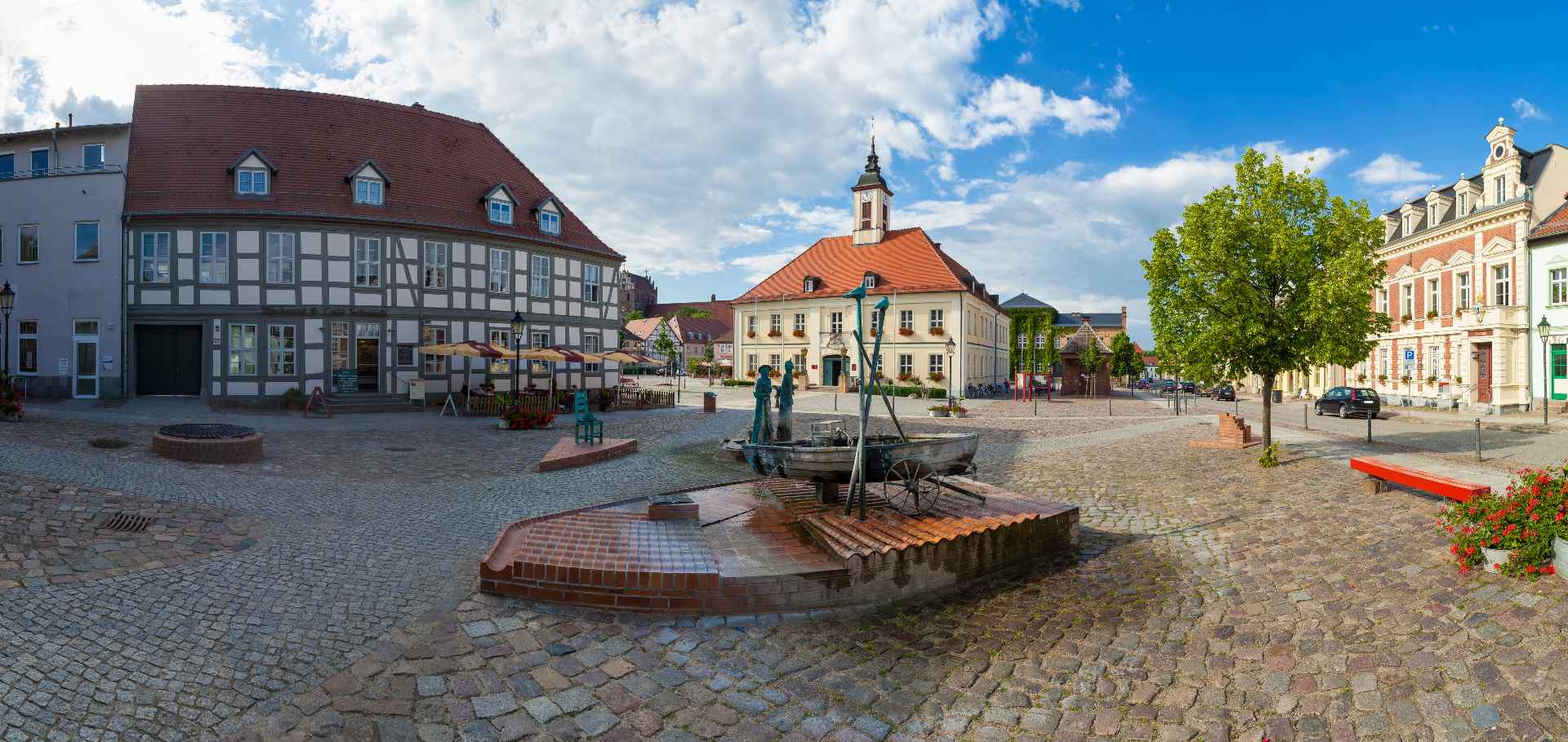 Marktplatz und Rathaus in Angermünde