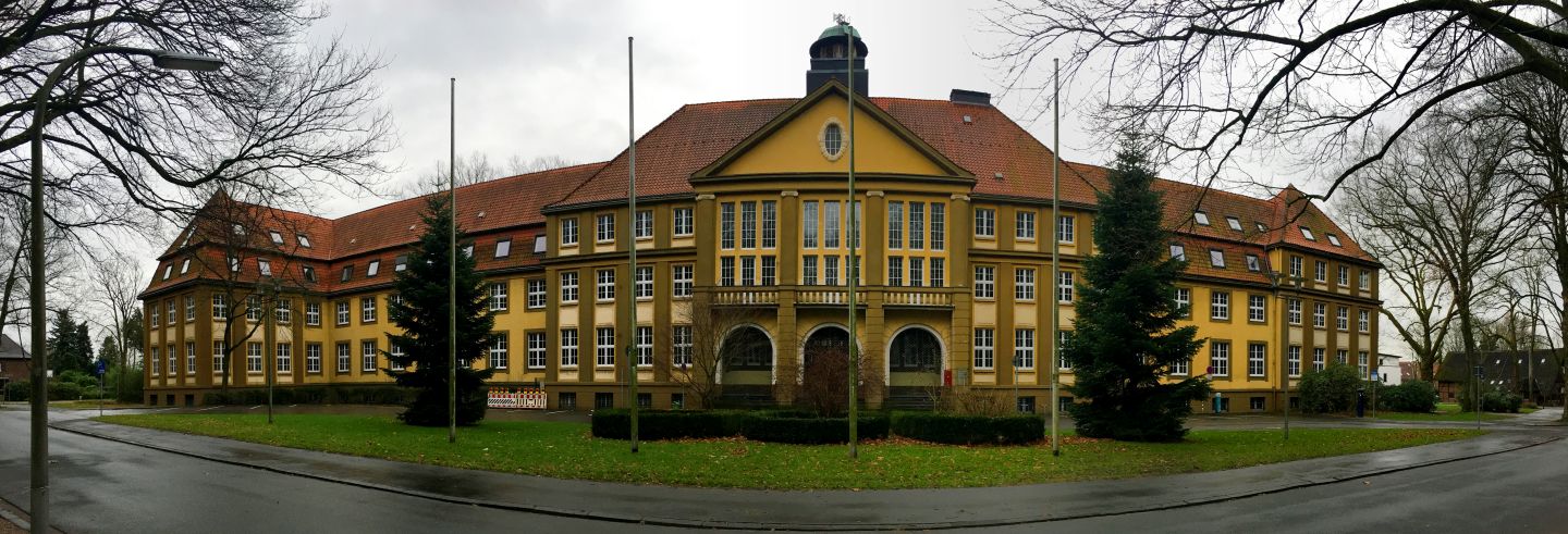 Panoramaansicht auf das Rathaus von Datteln