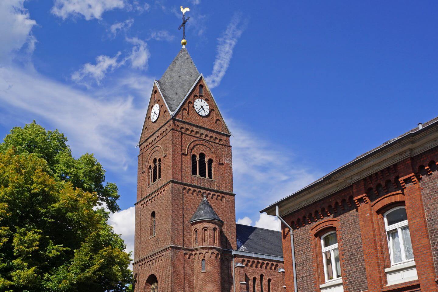 Kirche in Langenfeld