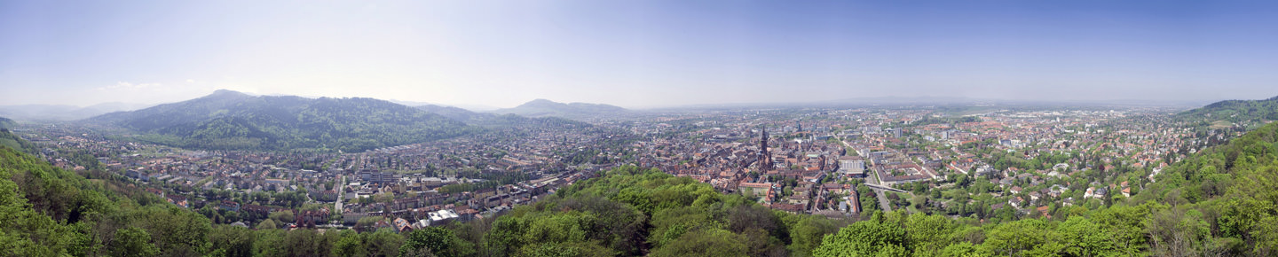 Panoramaaufnahme von Freiburg