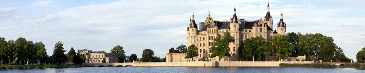 Treppenlift-Beratung für Schwerin Schloss Schwerin