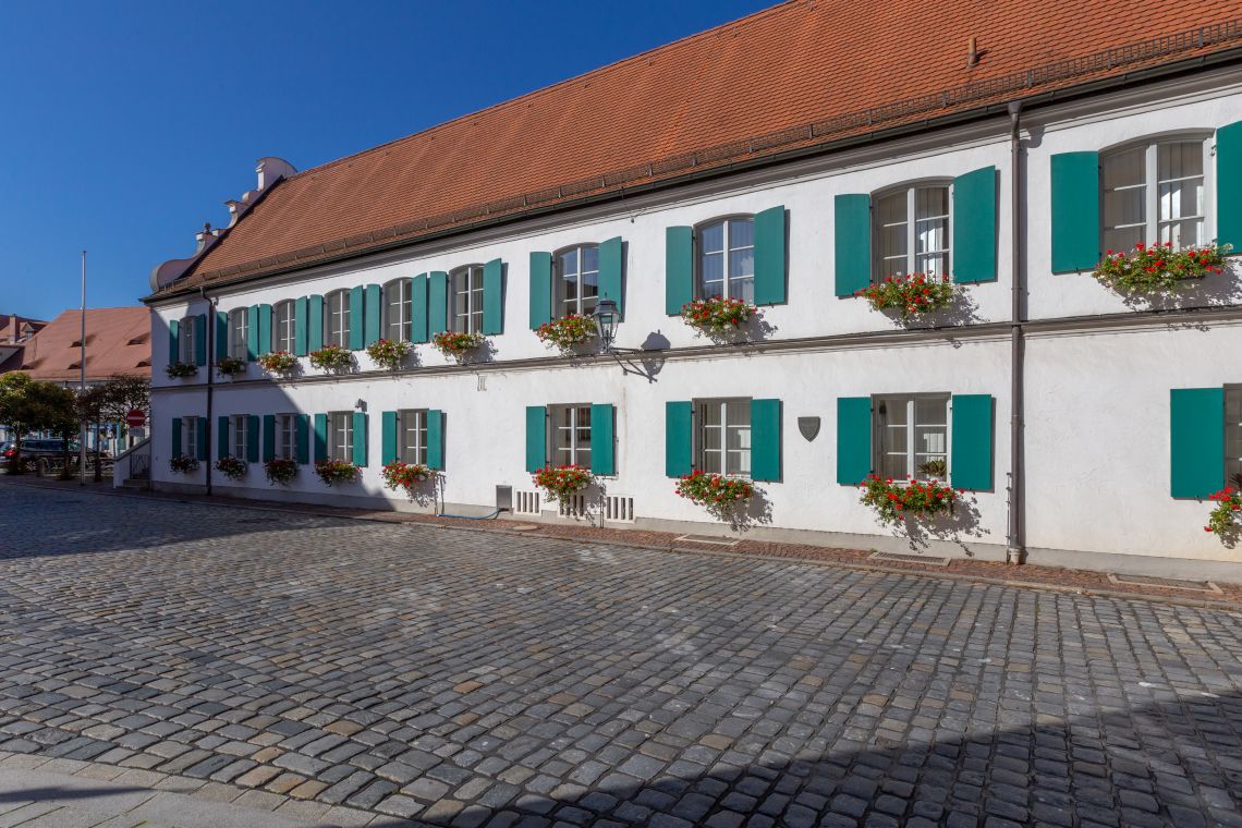 Treppenlift in Aichach und Umgebung kaufen Historisches Gebäude in Aichach