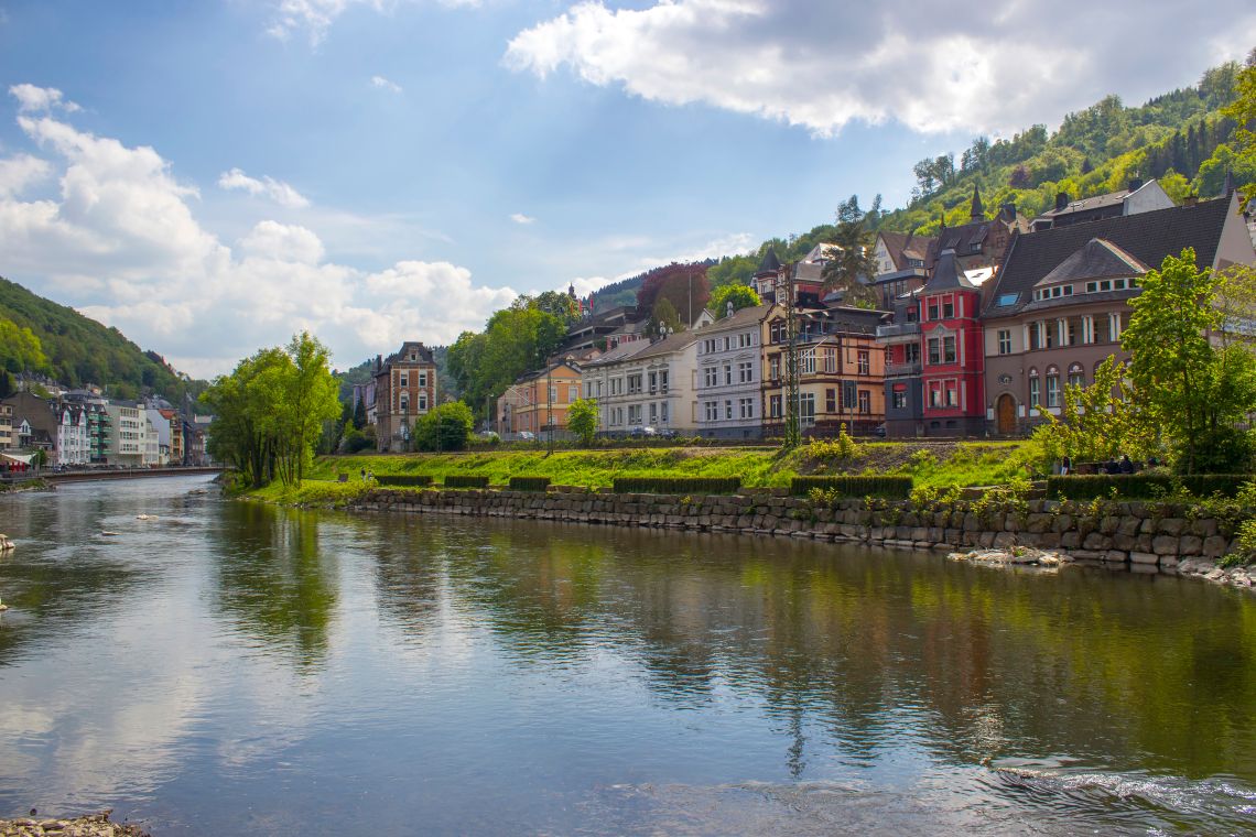 Blick auf Altena und den Fluss Lenne