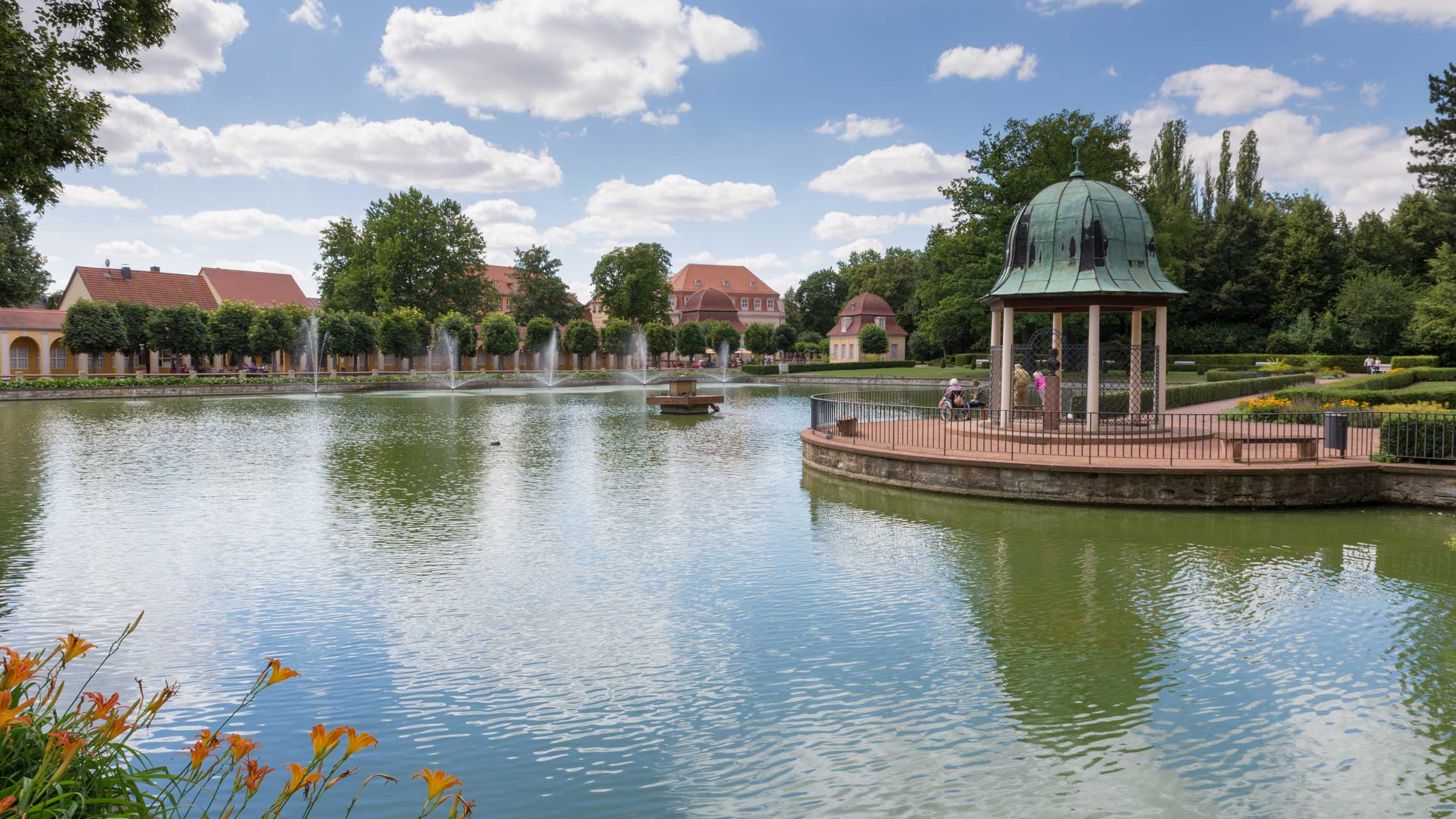 Kurpark mit Teich in Bad Lauchstädt