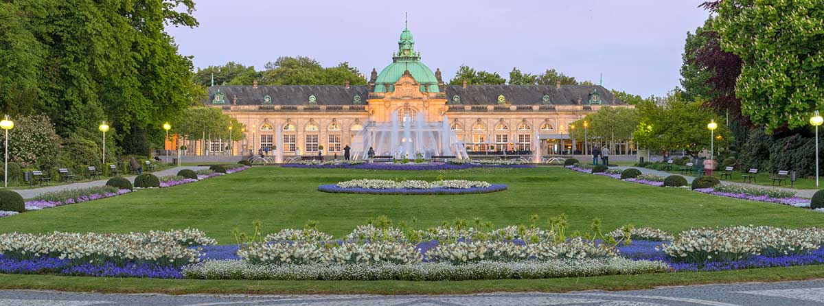 Kaiserpalais mit Kurpark in Bad Oeynhausen