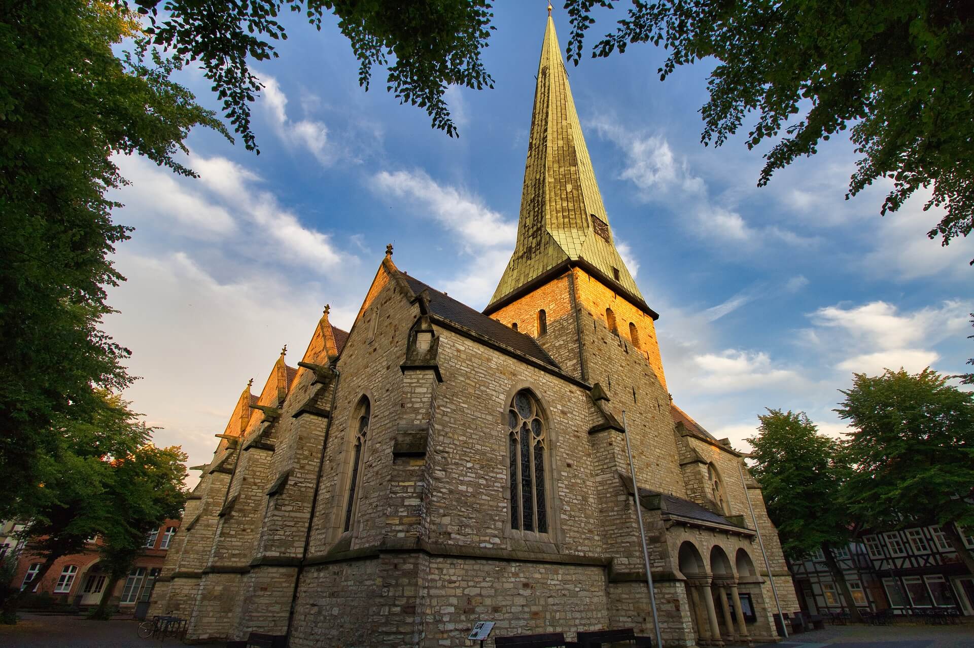 Treppenlift-Beratung für Delbrück und Umgebung Kirche in Delbrück
