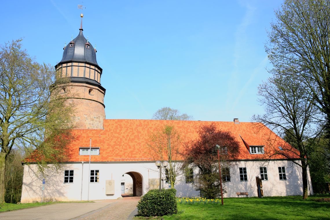 Treppenlift in Diepholz und Umgebung kaufen Historisches Schloss in Diepholz
