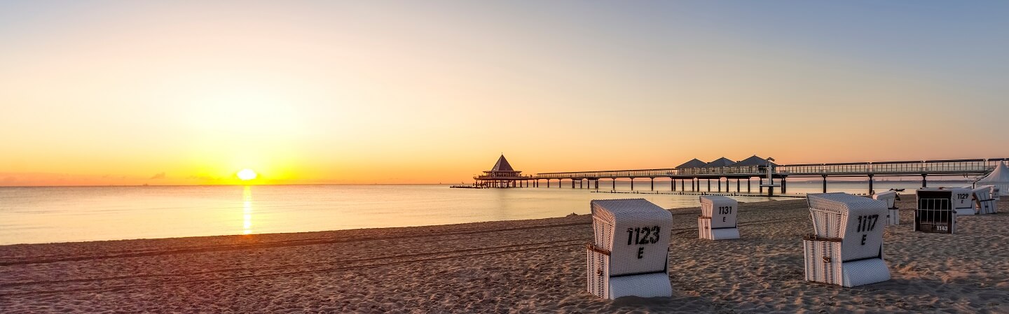 Treppenlift-Beratung in Heringsdorf und Umgebung Strand von Heringsdorf bei Sonnenuntergang