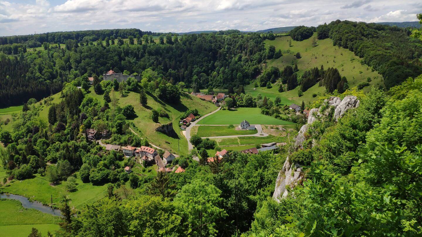 Blick von Burg Hohengundelfingen