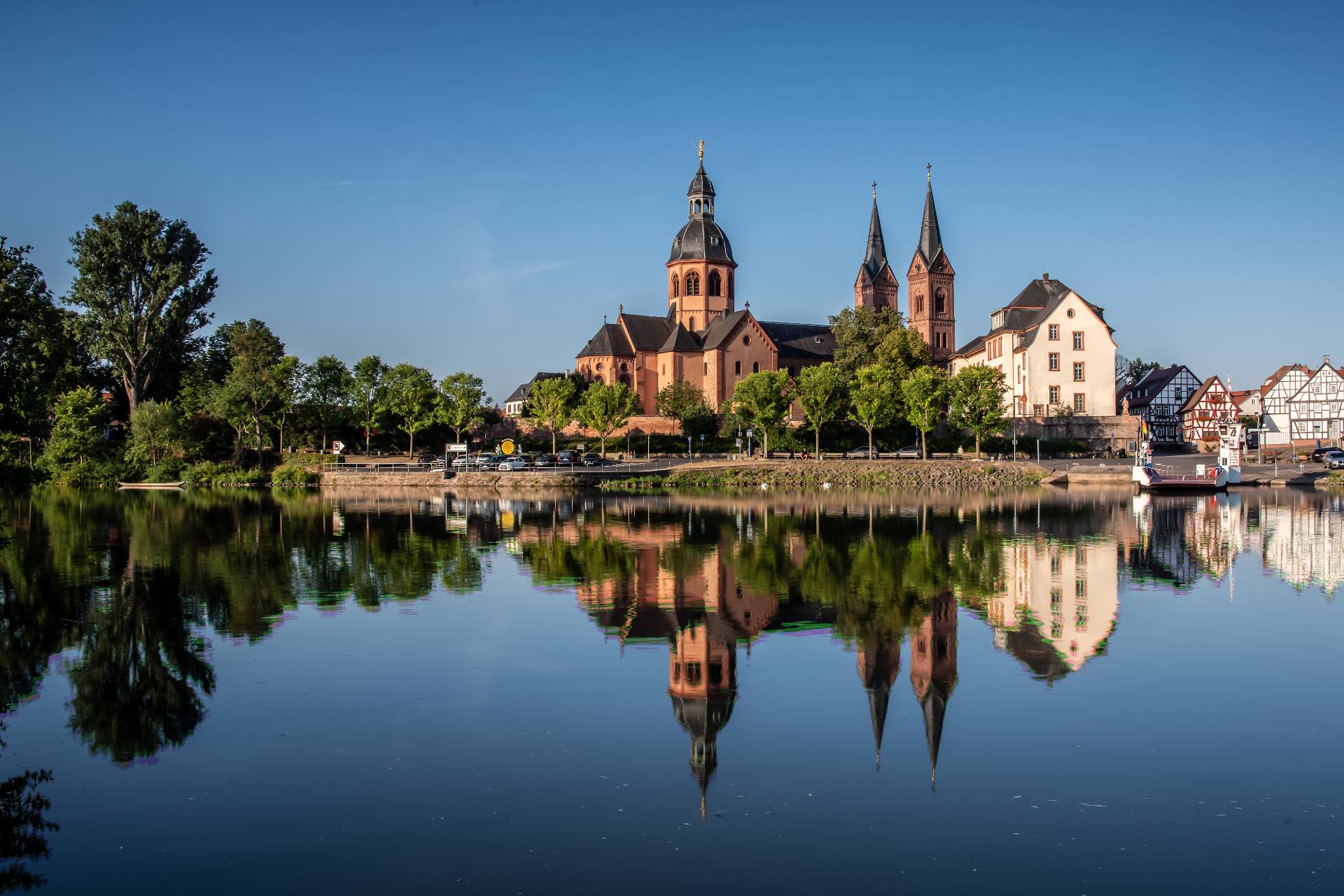 Treppenlift-Beratung für ganz Seligenstadt Einhard Basilika in Seligenstadt