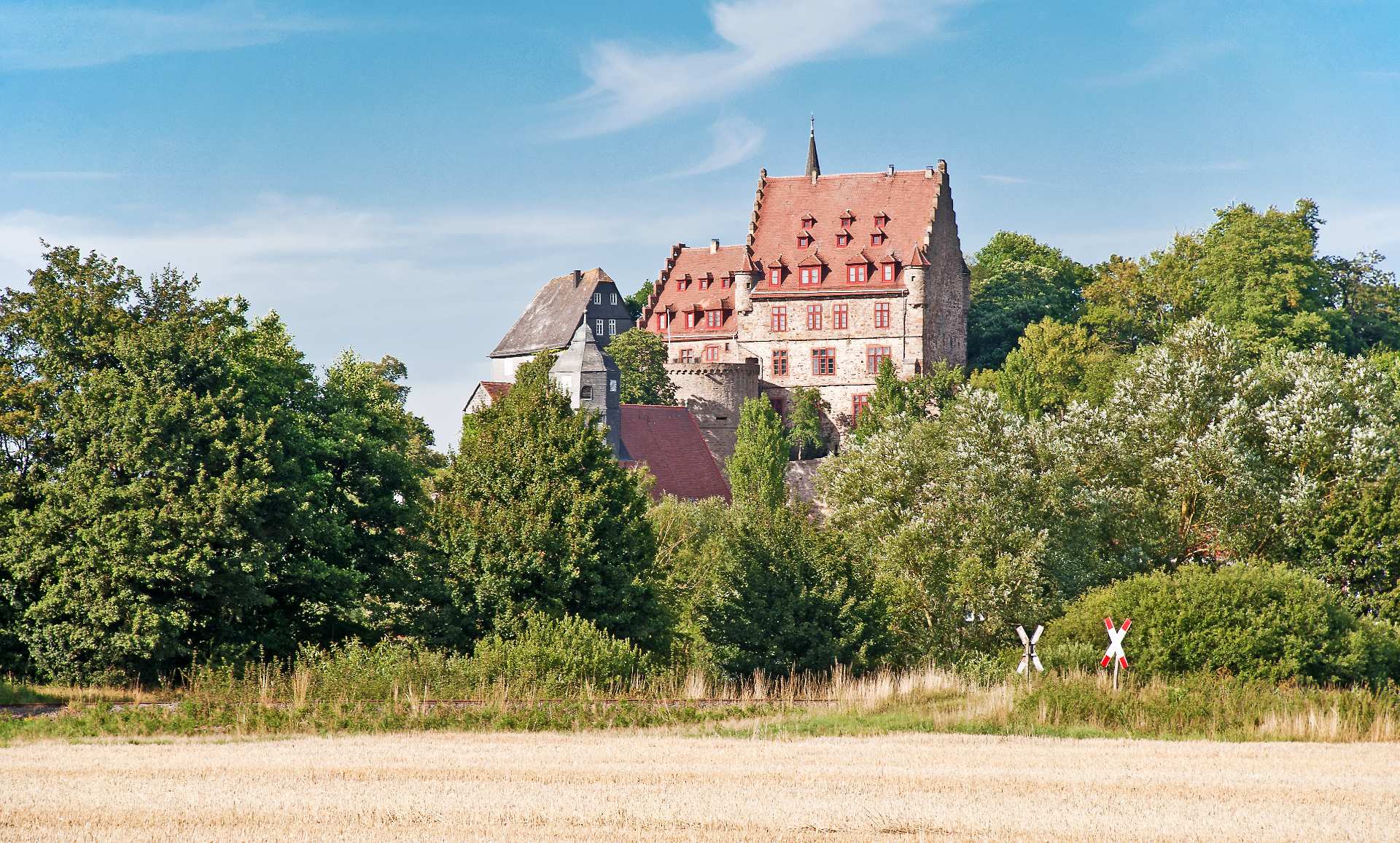 Treppenlift-Beratung für ganz Stadtallendorf Burg Schweinsberg in Stadtallendorf