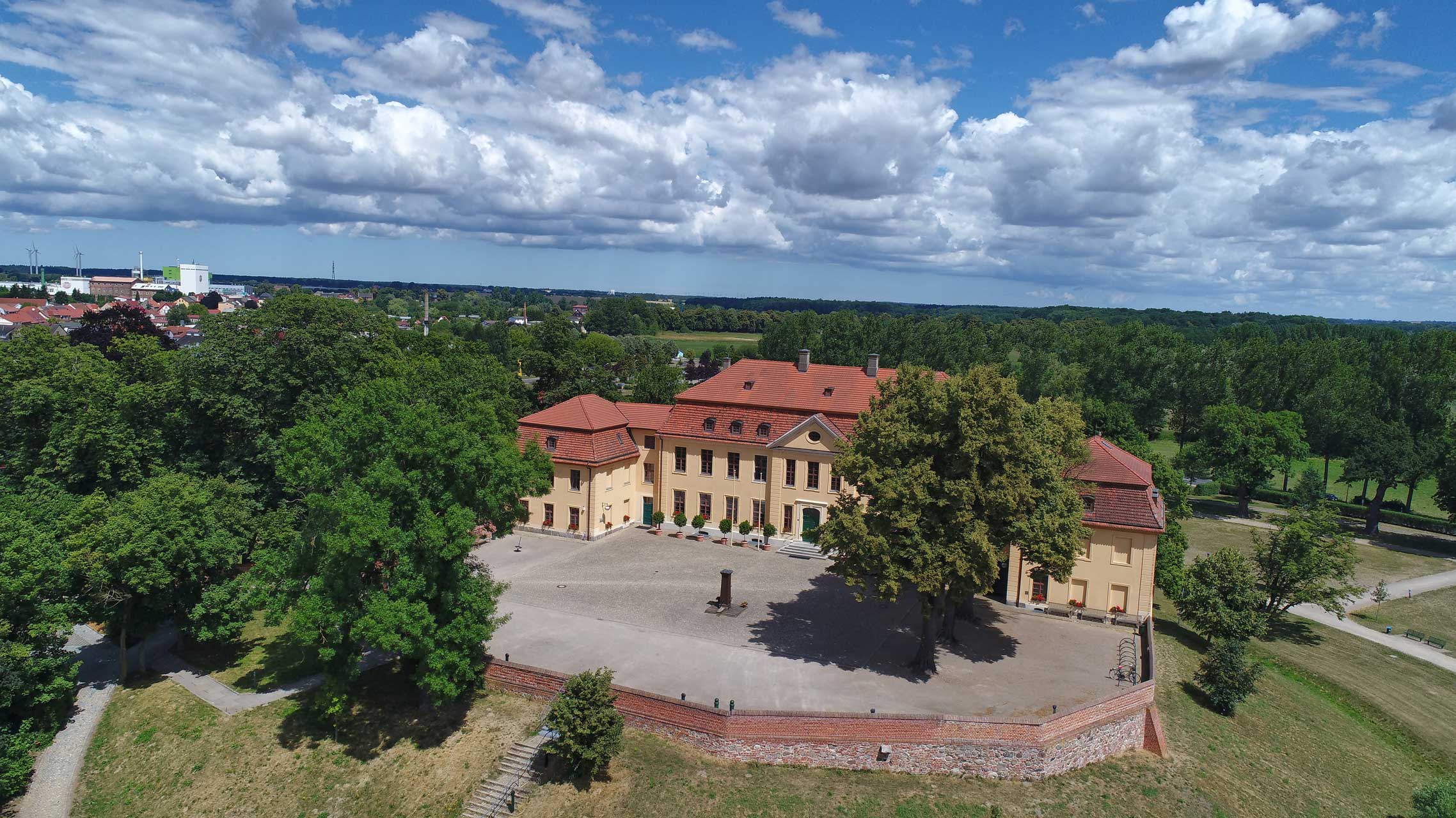 Treppenlift-Beratung für ganz Stavenhagen Schloss Stavenhagen