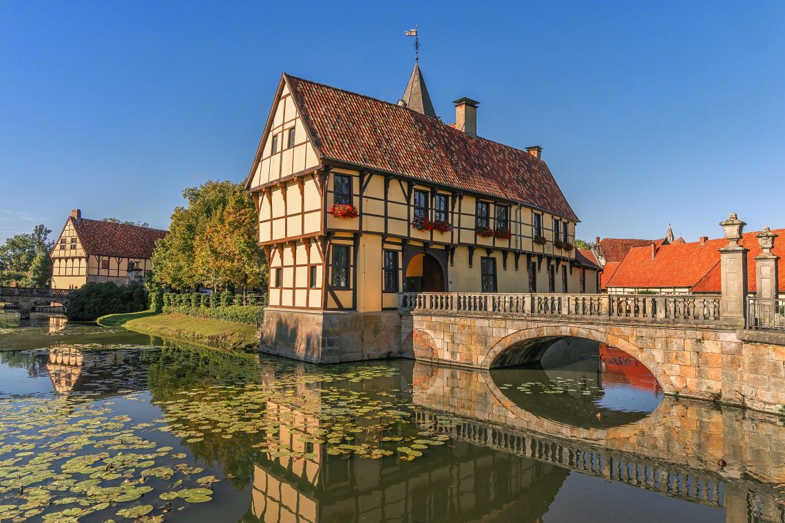 Historisches Gebäude am Wasser in Steinfurt