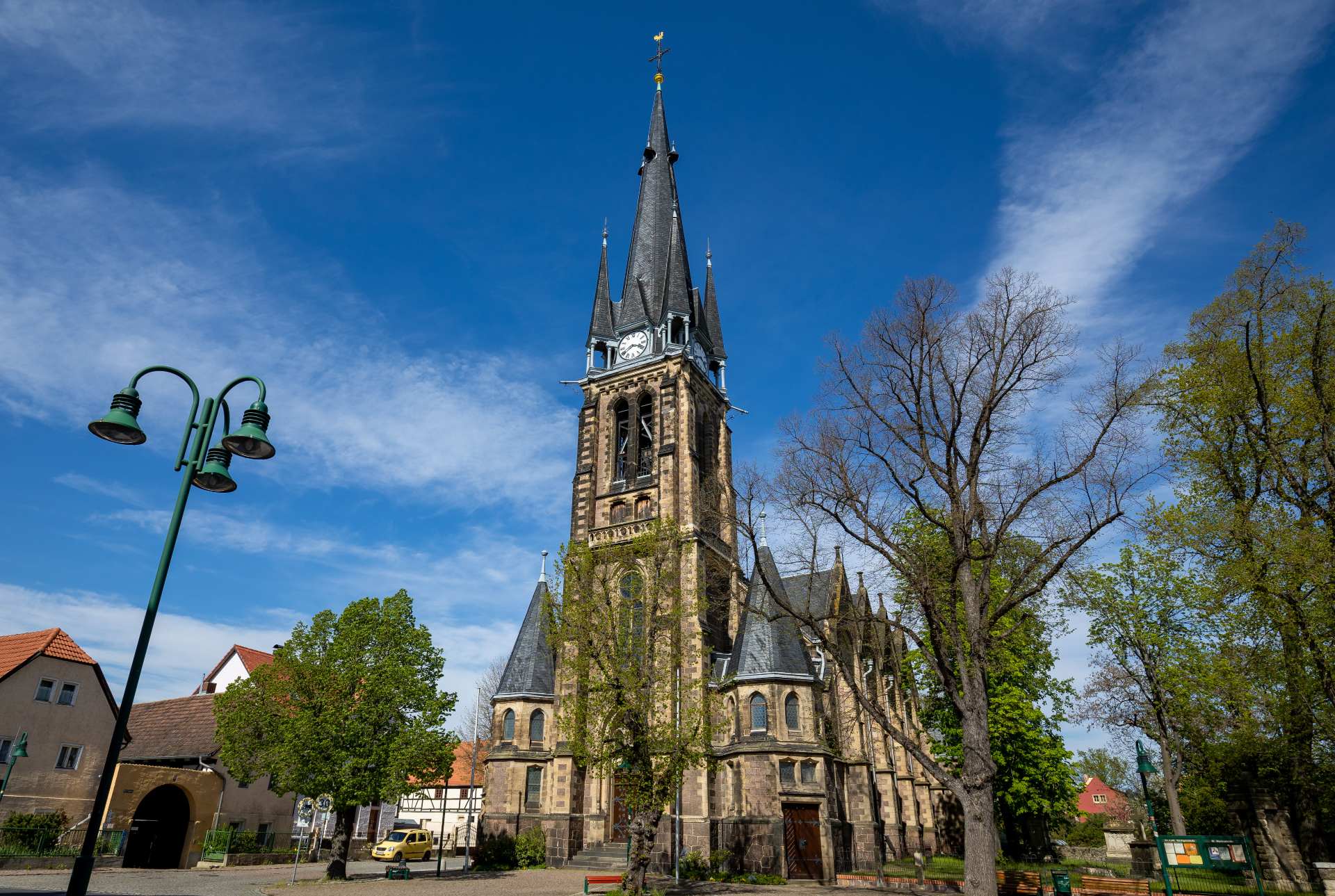 Treppenlift-Beratung für ganz Weinböhla Kirche in Weinböhla