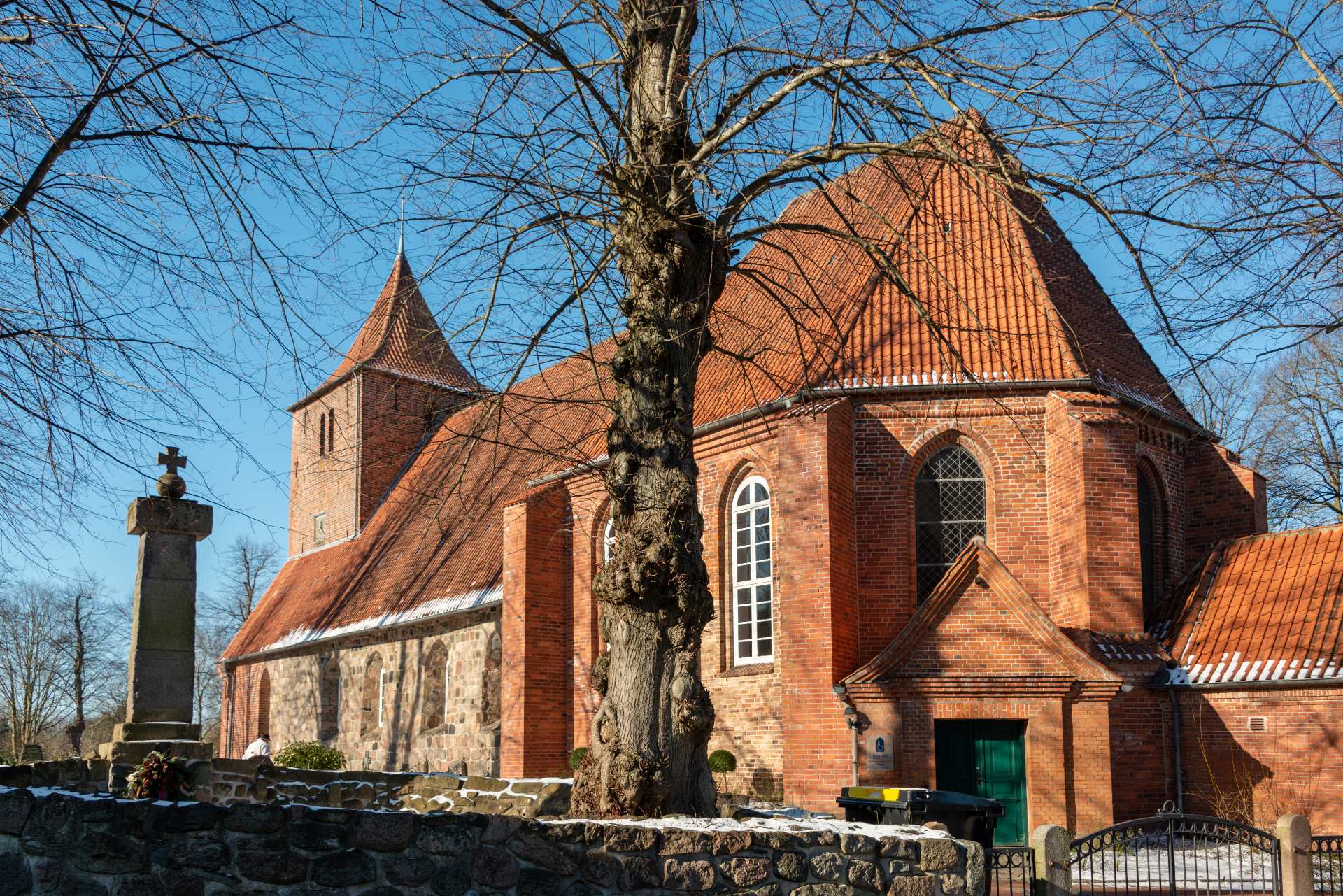 Feldsteinkirche St. Marien in Westensee