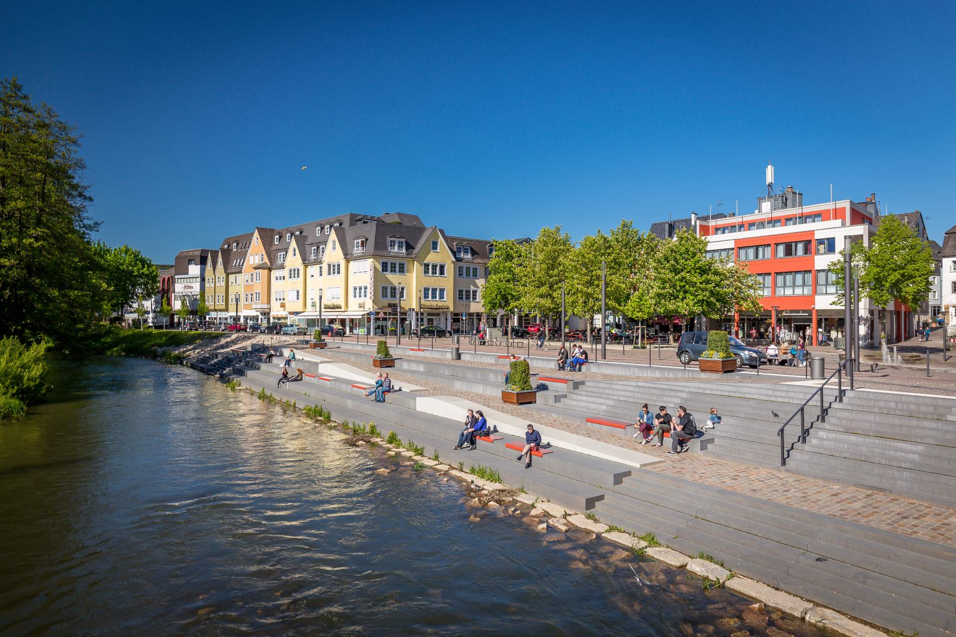 Treppen am Flussufer in Wittlich