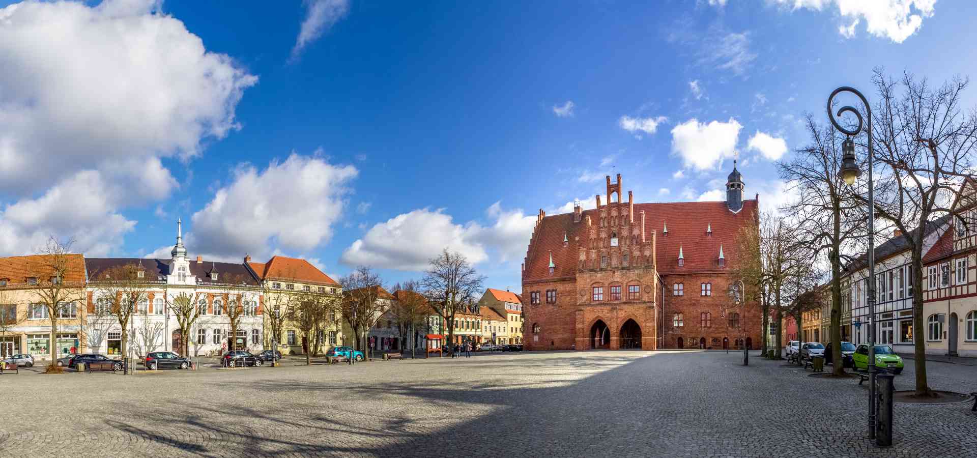 Treppenlift-Beratung für ganz Jüterbog Rathaus von Jüterbog